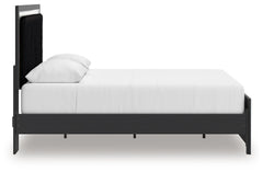 Zuraleus - 4 Pc. - Queen Upholstered Bed With Roll Slats, Dresser, Mirror And Nightstand - Black