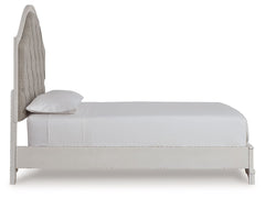 Blendon - Queen Upholstered Panel Bed - Rustic Brown