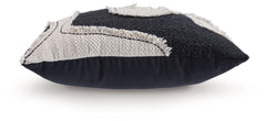 Veerbank - Pillow (Set of 4) - Black / Beige