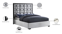Taj - Bed