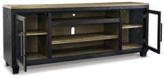 Foyland - XL TV Stand w/Fireplace Option - Black / Brown