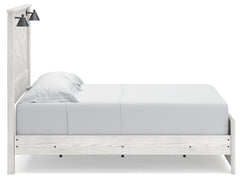 Gerridan - Panel Bed With Sconces