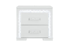 Naomi - 5 Piece King Bedroom Set - Silver