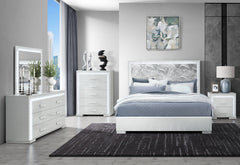 Naomi - 5 Piece Queen Bedroom Set - Silver