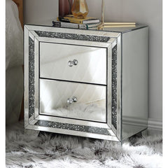 Noralie - 22" X 14" Accent Table With Faux Diamonds - Mirrored