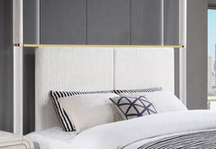 Malmo - King Poster Bed - Oak