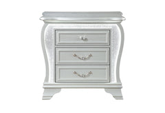 Aria - 5 Piece Queen Bedroom Set (Bed, Dresser & Mirror, Nightstand, Chest) - Silver