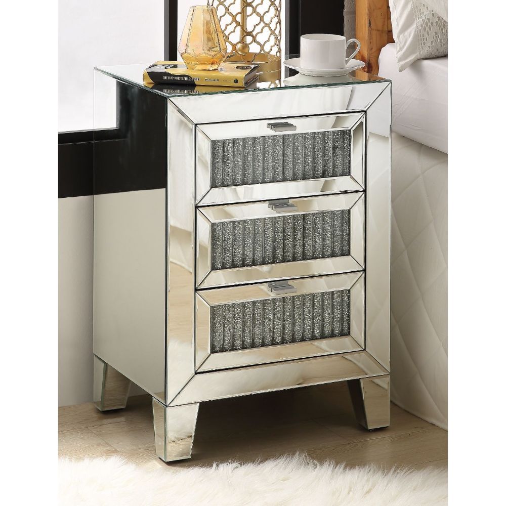 Noralie - 26" Accent Table - Mirrored & Faux Diamonds